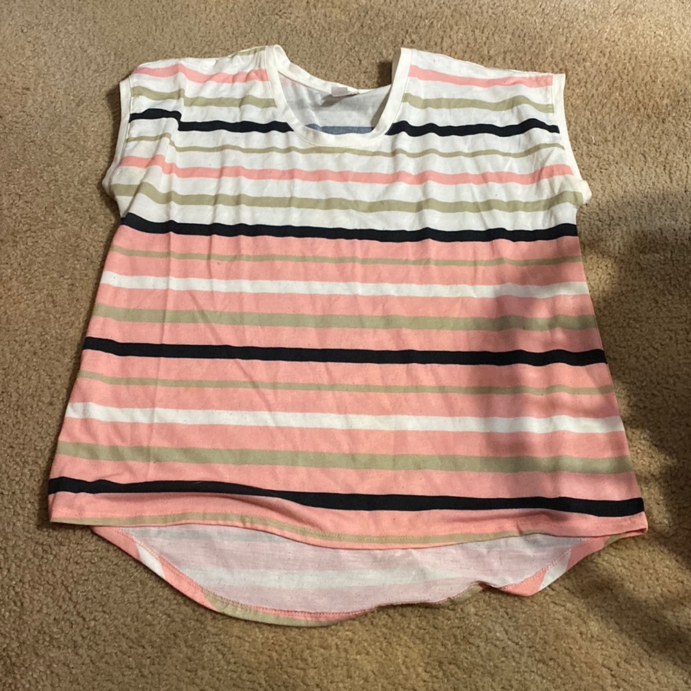 Basic T-Shirt